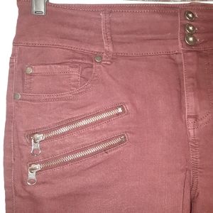 Torrid size 14Maroon full length zipper Jegging.